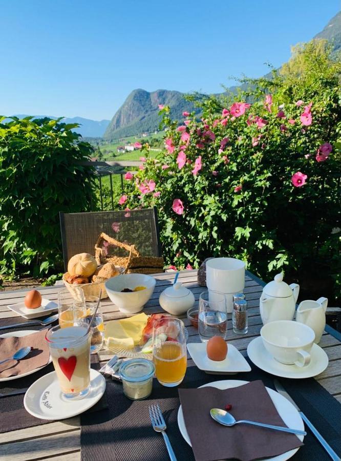 Kreuzstein Bed&Breakfast Appiano Sulla Strada Del Vino Eksteriør bilde